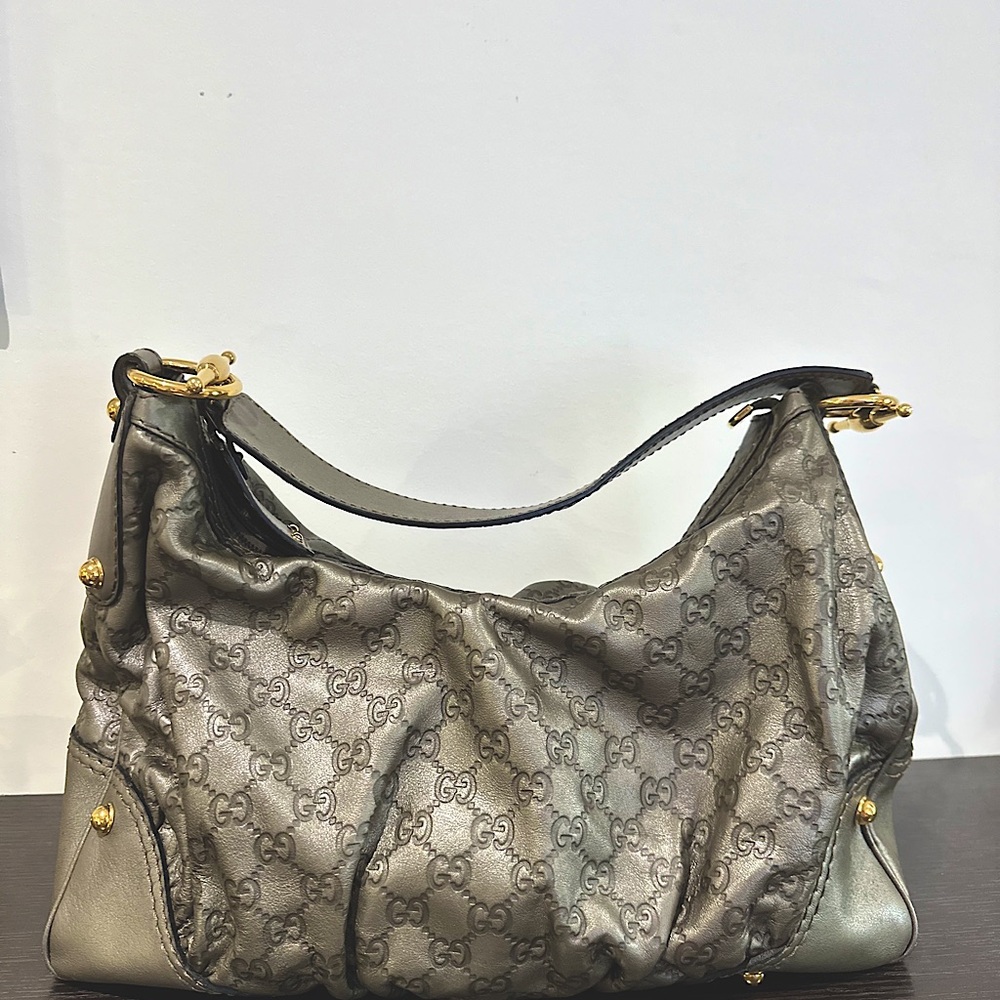 Excellent like new Gucci GG Signature Jockey Hobo Shoulder Bag
Gray - Picture 3 of 13